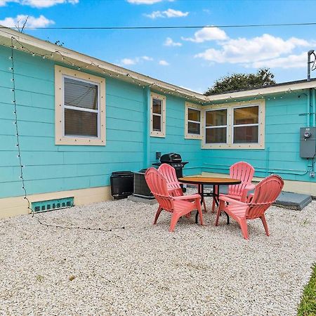 Quaint Gulfport Beach Bungalow St. Petersburg Dış mekan fotoğraf