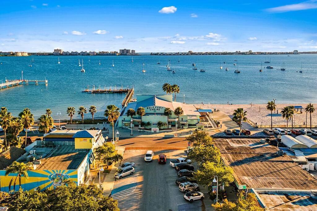 Quaint Gulfport Beach Bungalow St. Petersburg Dış mekan fotoğraf