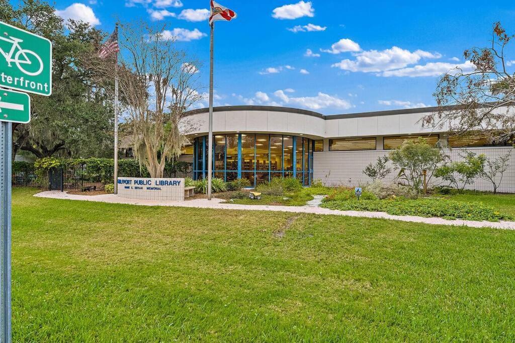 Quaint Gulfport Beach Bungalow St. Petersburg Dış mekan fotoğraf