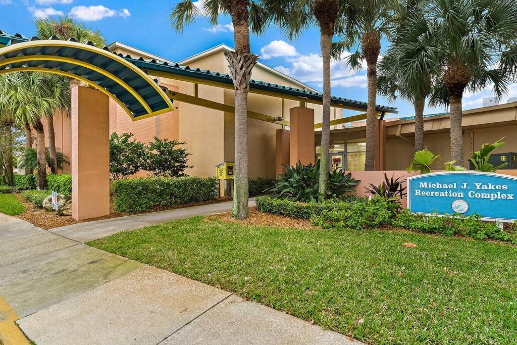 Quaint Gulfport Beach Bungalow St. Petersburg Dış mekan fotoğraf